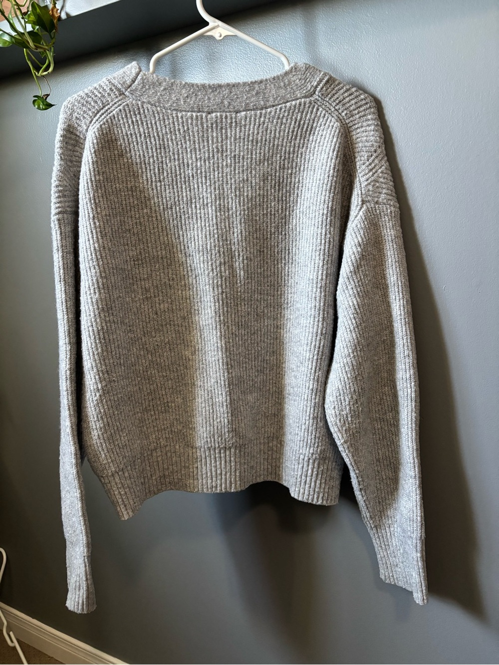 Dynamite Grey Knit Cardigan - Picture 2 of 7